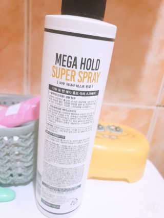 다슈코리아 다슈 포 맨 프리미엄 메가 홀드 슈퍼 스프레이 250ml — 5점을 준 리뷰어가 2020년 8월 올린 사용 사진