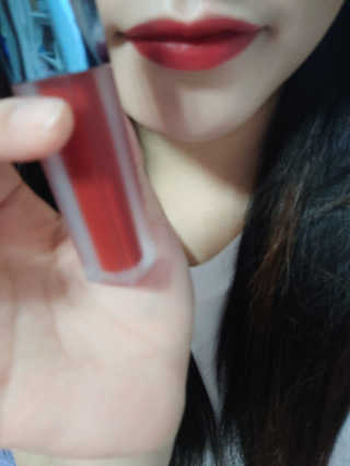 [블랙루즈] 에어 핏 벨벳 틴트 시즌6 5종 중 택1+랜덤1 — 5점을 준 리뷰어가 2020년 6월 올린 사용 사진