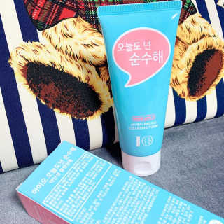 IO 아이오 오늘도 넌 순수해 - 약산성 클렌징폼 — 4점을 준 리뷰어가 2020년 12월 올린 사용 사진