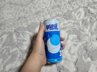 [칼로리 걱정 NO 제로칼로리 탄산음료]  부담없이 즐기는 부르르Brrr~~ 제로 사이다 — 5점을 준 리뷰어가 2020년 12월 올린 사용 사진
