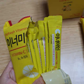 이너미인 VITAMIN-C 700 — 4.5점을 준 리뷰어가 2020년 10월 올린 사용 사진