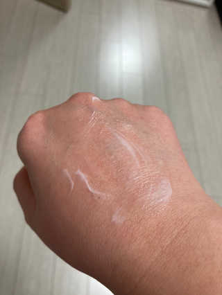 오그도아 하이드라 퍼펙트 UV 선크림 — 5점을 준 리뷰어가 2020년 10월 올린 사용 사진
