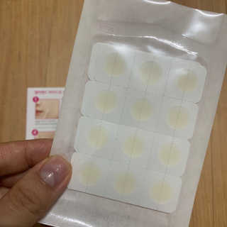 엘라밴드 하이드로 도트 스팟패치 12mm, 티트리 — 5점을 준 리뷰어가 2020년 8월 올린 사용 사진