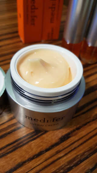메디페르 [ 2+1 ] 루테인앰플 10ml 2개 + 루테인크림 50ml 1개 — 5점을 준 리뷰어가 2020년 8월 올린 사용 사진