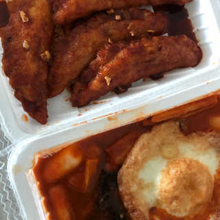 죠스떡볶이 [죠스푸드] 짜빠떡볶이+떡또그+범벅만두 신메뉴 3종 — 4.5점을 준 리뷰어가 2020년 4월 올린 사용 사진