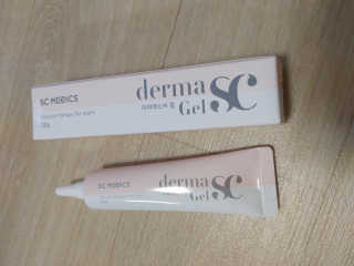 derma SC-Gel 더마에스씨 겔 20g — 5점을 준 리뷰어가 2020년 4월 올린 사용 사진