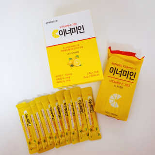 이너미인 VITAMIN-C 700 — 5점을 준 리뷰어가 2020년 8월 올린 사용 사진