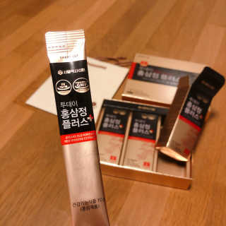 서울약사신협_투데이홍삼정플러스스틱_10g x 30포 — 5점을 준 리뷰어가 2020년 11월 올린 사용 사진