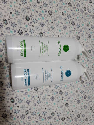 일리세이 허니 샴푸 500ml + 허니 바디워시 500ml 세트 — 5점을 준 리뷰어가 2020년 4월 올린 사용 사진