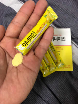 이너미인 VITAMIN-C 700 — 5점을 준 리뷰어가 2020년 10월 올린 사용 사진