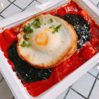 죠스떡볶이 [죠스푸드] 짜빠떡볶이+떡또그+범벅만두 신메뉴 3종 — 5점을 준 리뷰어가 2020년 5월 올린 사용 사진