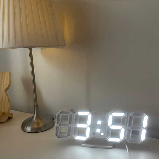 잇츠온 3D LED 무소음 탁상시계 리뷰 사진