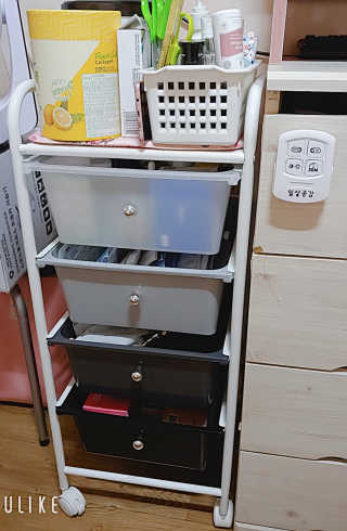 바네스데코 DIY 다용도 이동식 4단 수납 트롤리 서랍장 — 4점을 준 리뷰어가 2020년 6월 올린 사용 사진