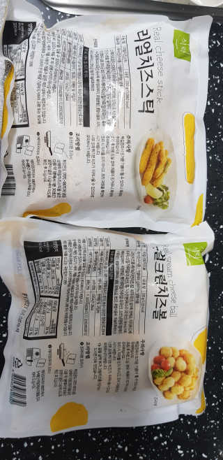 가치식탁 리얼치즈스틱, 리얼크림치즈볼 — 5점을 준 리뷰어가 2020년 9월 올린 사용 사진