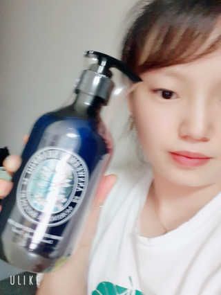앤써웨이 모링가 앤 비오틴 마일드 샴푸 — 5점을 준 리뷰어가 2020년 8월 올린 사용 사진