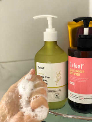 달리프 클로렐라 베러 루트 릴렉싱 샴푸 500ml — 5점을 준 리뷰어가 2020년 12월 올린 사용 사진