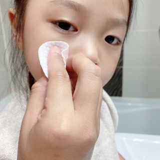 라이크아임파이브 마일드 선 클렌징 패드 리뉴얼 — 5점을 준 리뷰어가 2020년 6월 올린 사용 사진