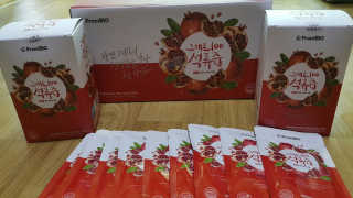 프롬바이오 오직 석류만 [그대로100 석류즙] 하루 1포로 건강하게 — 5점을 준 리뷰어가 2020년 5월 올린 사용 사진