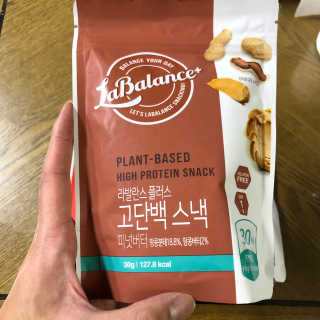 라발란스 플러스 고단백스낵 — 5점을 준 리뷰어가 2020년 6월 올린 사용 사진