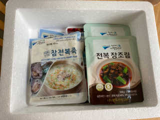 바다는다웰빙이다 완도사랑 전복죽 250g - 2팩 + 전복장조림 2팩 — 4.5점을 준 리뷰어가 2020년 8월 올린 사용 사진