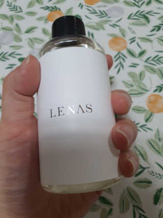 레나스 프리미엄 아로마 디퓨저 200ml  [1SET] — 5점을 준 리뷰어가 2020년 5월 올린 사용 사진