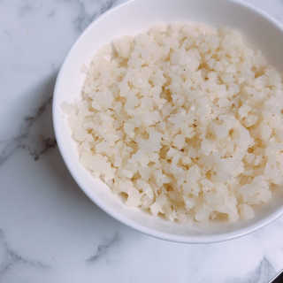 이룸푸드 냉동 컬리플라워 라이스 340g 1팩+칼로리라이스210g 1팩 — 4점을 준 리뷰어가 2020년 4월 올린 사용 사진