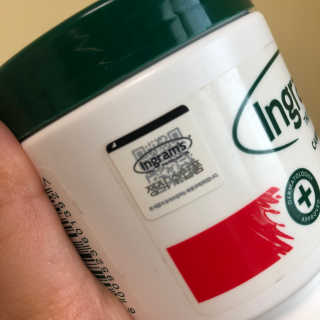 인그람스 캠퍼 크림 오리지널 300ml — 5점을 준 리뷰어가 2020년 4월 올린 사용 사진