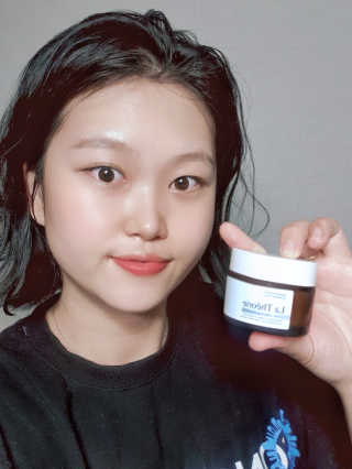 La Theorie Hydrating Ingredients | 하이드레이팅 인그레이디언츠 — 5점을 준 리뷰어가 2020년 4월 올린 사용 사진