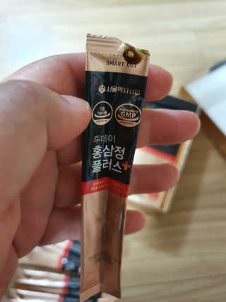 서울약사신협_투데이홍삼정플러스스틱_10g x 30포 — 5점을 준 리뷰어가 2020년 12월 올린 사용 사진