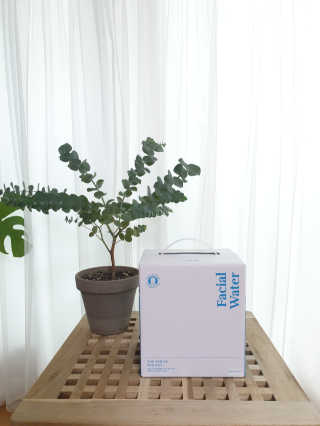 [설랩] 클렌징워터 세안수 500ml x 6팩 — 4.5점을 준 리뷰어가 2020년 8월 올린 사용 사진