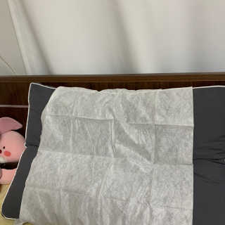 휴고링 언제 어디서나 깨끗한 베개-잘때한장 위생 베개시트 5매 — 4.5점을 준 리뷰어가 2020년 9월 올린 사용 사진
