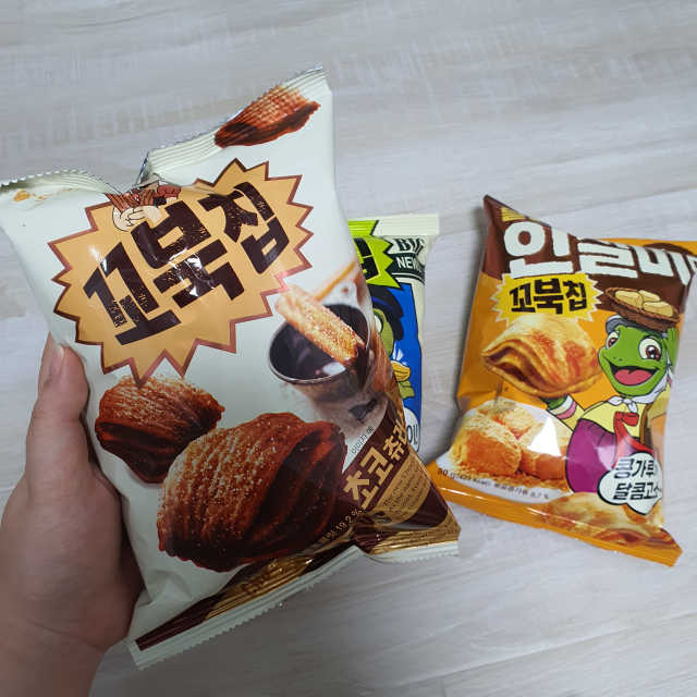 꼬북칩 초코츄러스맛 12봉지 리뷰 사진