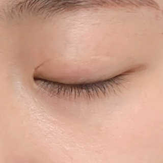 닥터존스킨 눈썹자라 — 4.5점을 준 리뷰어가 2020년 11월 올린 사용 사진