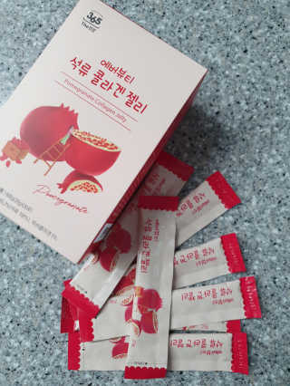 365더건강 에버뷰티 석류콜라겐 젤리 — 5점을 준 리뷰어가 2020년 7월 올린 사용 사진