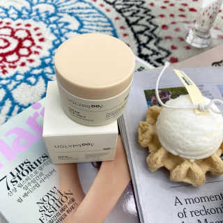 어글리프루프 크림 바이어글리 하이드레이션 샤워 50ml — 4점을 준 리뷰어가 2020년 10월 올린 사용 사진