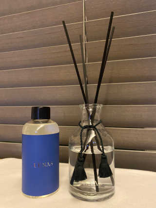 레나스 프리미엄 아로마 디퓨저 200ml  [1SET] — 5점을 준 리뷰어가 2020년 7월 올린 사용 사진