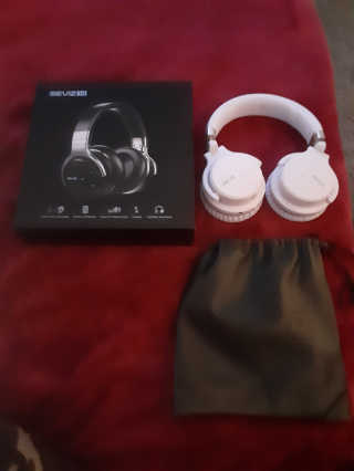 SEVIZ Bluetooth Headphones 10 3color — 5점을 준 리뷰어가 2020년 6월 올린 사용 사진