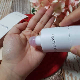 어글리프루프 에센스 스탑디어글리 레드모먼트 에센스 120ml — 5점을 준 리뷰어가 2020년 10월 올린 사용 사진