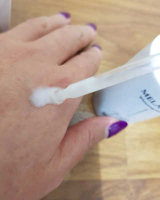 ECLADO 에끌라두 멜라이져 화이트닝 세럼 — 5점을 준 리뷰어가 2020년 11월 올린 사용 사진