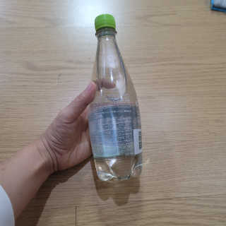 페리에 라임 500ml 투명페트 — 5점을 준 리뷰어가 2020년 11월 올린 사용 사진