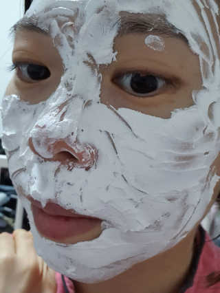 리더스코스메틱 리더스 밀크 스폰지 마스크 — 5점을 준 리뷰어가 2020년 11월 올린 사용 사진