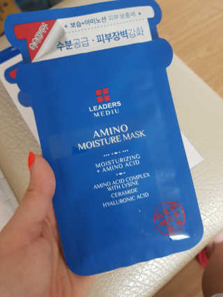 리더스코스메틱 리더스 메디유 아미노 모이스처 마스크 — 5점을 준 리뷰어가 2020년 5월 올린 사용 사진