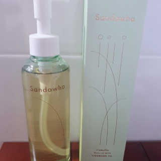스킨큐어 산다화 순한 클렌징 동백 오일 200ml — 3점을 준 리뷰어가 2020년 5월 올린 사용 사진