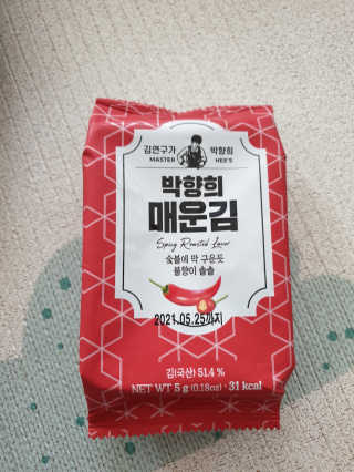 김연구가 박향희 박향희 불향솔솔 전통김 or 매운김 — 5점을 준 리뷰어가 2020년 6월 올린 사용 사진