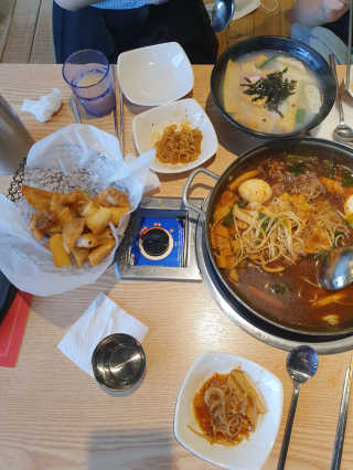 개성 떡볶이 [개성떡볶이 서현점] 즉떡2인분+토핑c+꼬마만두튀김 — 5점을 준 리뷰어가 2020년 7월 올린 사용 사진