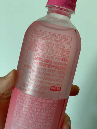 [활력충전 이온음료] 히말라야 핑크솔트를 담은 핑크온 — 5점을 준 리뷰어가 2020년 10월 올린 사용 사진