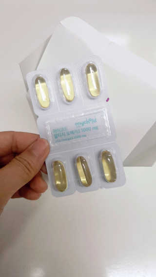 JW중외제약 마이코드 알티지 오메가3 1000 mg — 5점을 준 리뷰어가 2020년 8월 올린 사용 사진