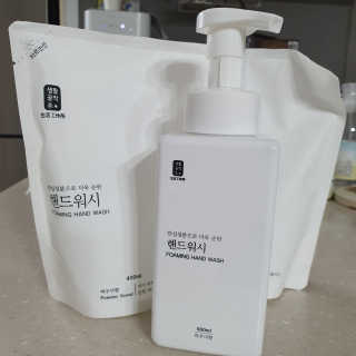 [생활공작소]핸드워시 용기 500ml 1개+리필 400ml 2개 — 5점을 준 리뷰어가 2020년 8월 올린 사용 사진