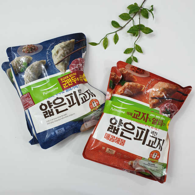 [풀무원] 얇은피 꽉찬 교자 2종 고기, 매콤해물 리뷰 사진