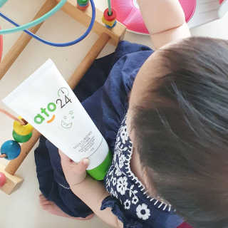 동성제약_바이오가이아_아토24 [동성제약] 아토24 모이스처라이징 로션 200g — 4점을 준 리뷰어가 2020년 6월 올린 사용 사진